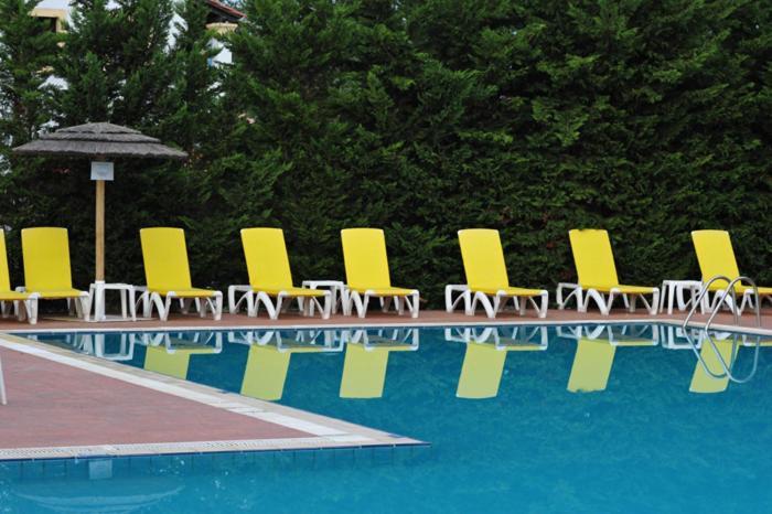 Thinalos Aparthotel Acharavi (Corfu)