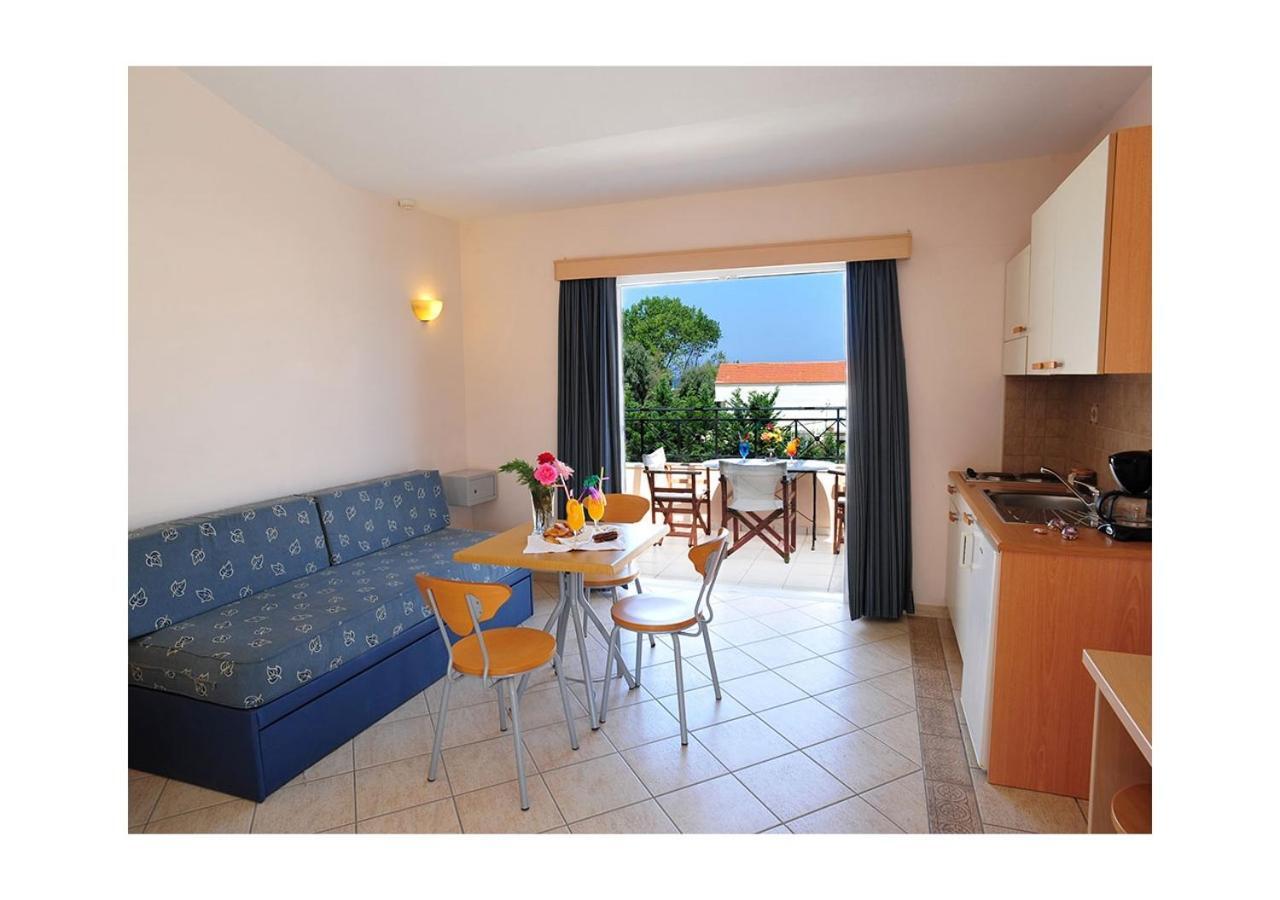 Thinalos 3* Acharavi (Corfu)