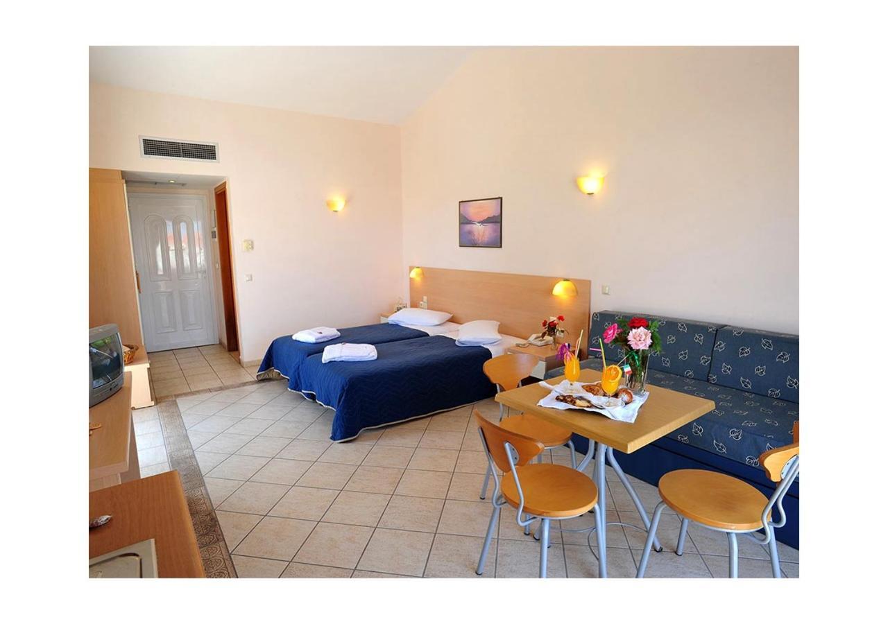 Thinalos Aparthotel