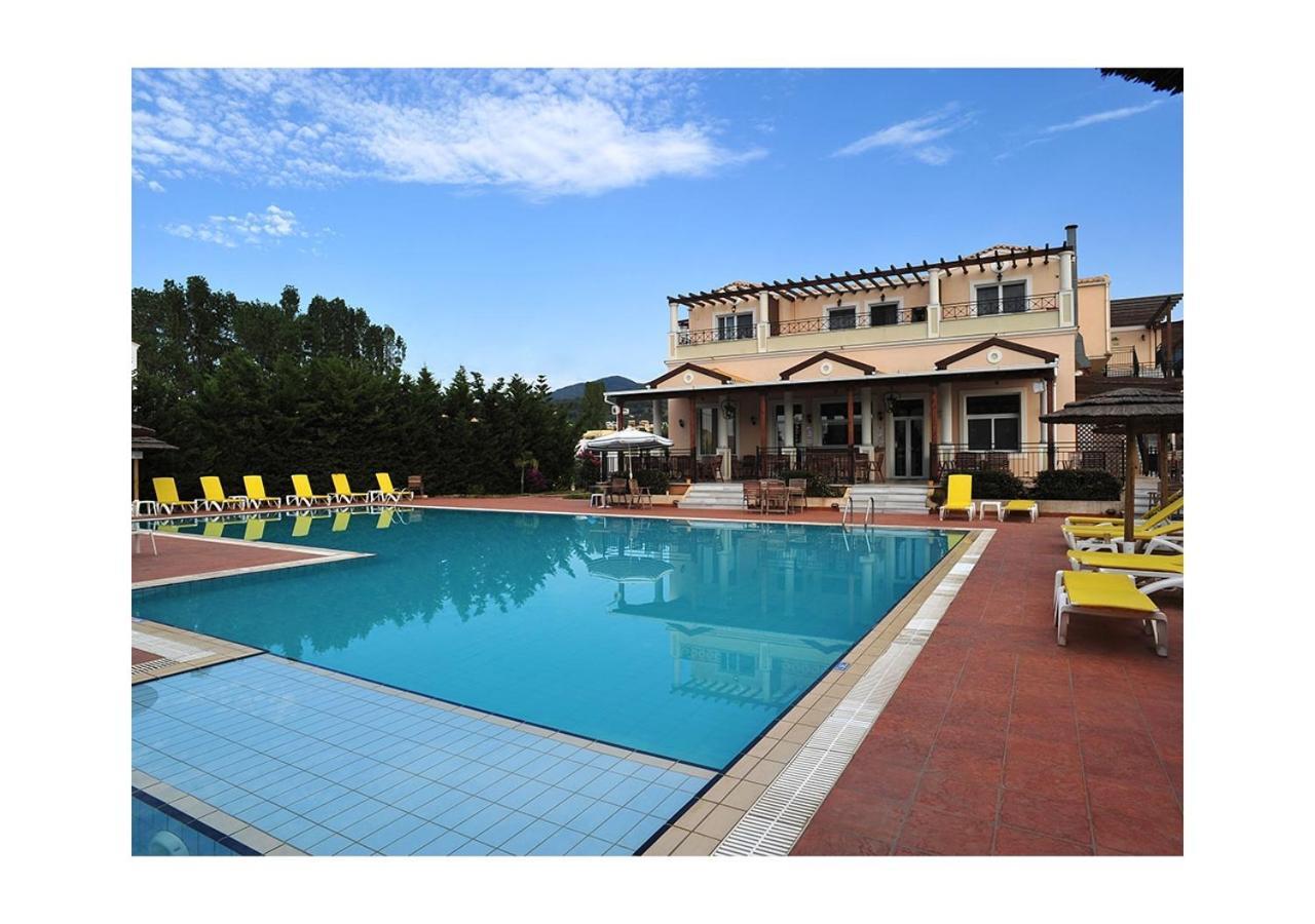 Thinalos Aparthotel